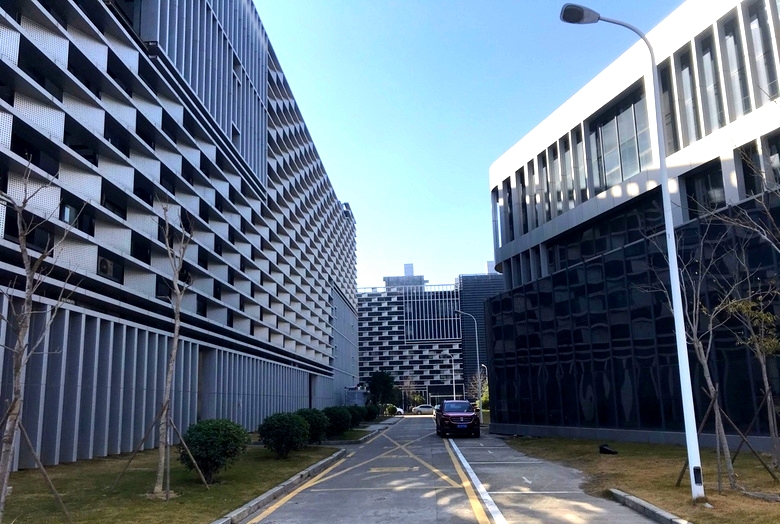 1618970668757038.jpg middle_1024x768-173733_v3_12121611049053388_acfd48afe01f82fa780b4f45d1254dde.jpg